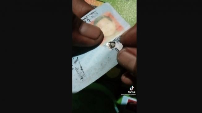 Bongkar chip KTP-E