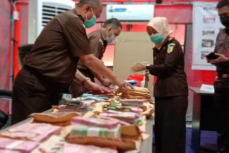 Kejati Sulbar Tetapkan 3 Tersangka Dugaan Korupsi DAK Pembangunan Sekolah