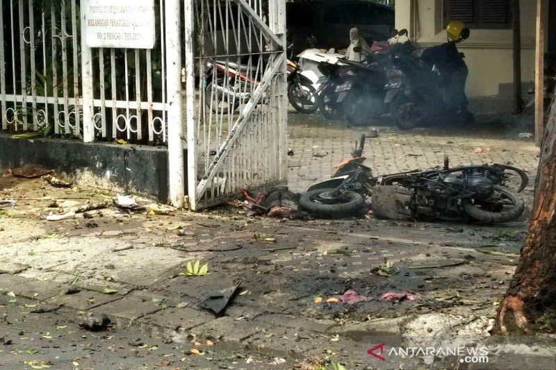 Aksi Bom Bunuh Diri di Pintu Gerbang Gereja Katedral Makassar Minggu pagi