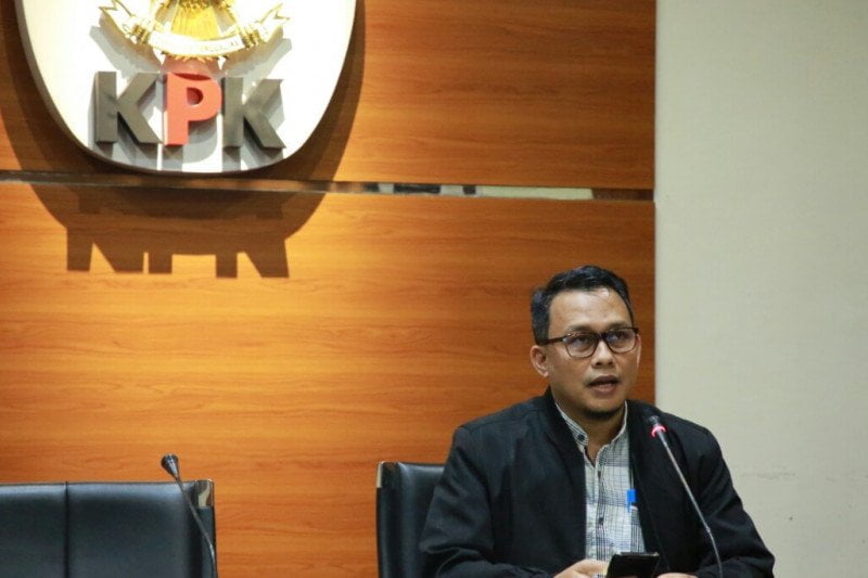 Diduga Ada Aliran Dana, KPK Sita Rekening Koran Pedangdut Betty Elista Terkait kasus Edhy Prabowo