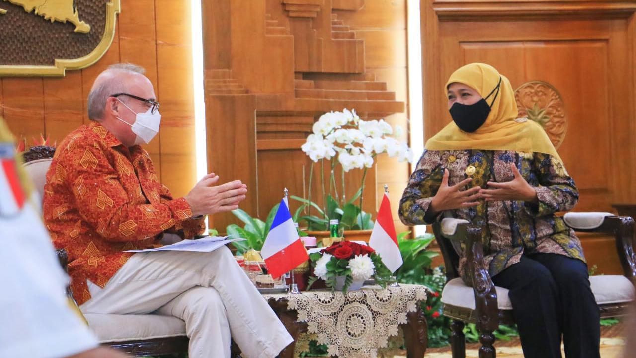 Khofifah Terima Dubes Prancis, Tawarkan Kerja Sama Museum, Fashion dan Mode Halal