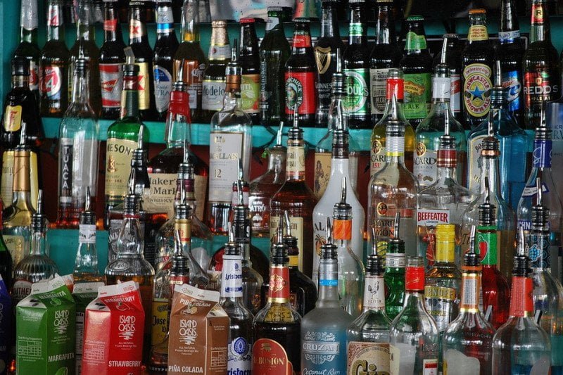 Peneliti Perpres Nomor 10 Tahun 2021 Tidak Mengubah Pembatasan Konsumsi dan Distribusi Alkohol