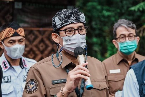 Sandiaga Minta Kepala Daerah Libatkan Desa Wisata