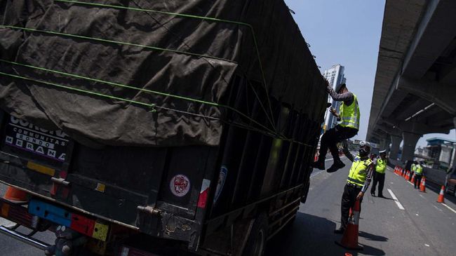 Bocah 12 Tahun Nekad Bawa Truk Tronton ke Tasikmalaya Ditangkap