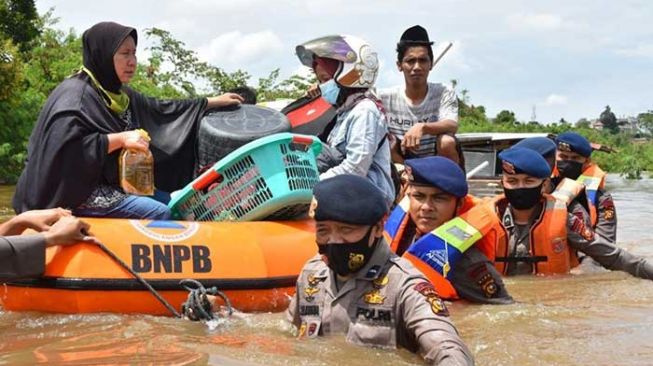 Intensitas Hujan di Riau, Bukan Hanya Pekanbaru, Banjir Juga Rendam Wilayah Rohul dan Inhu