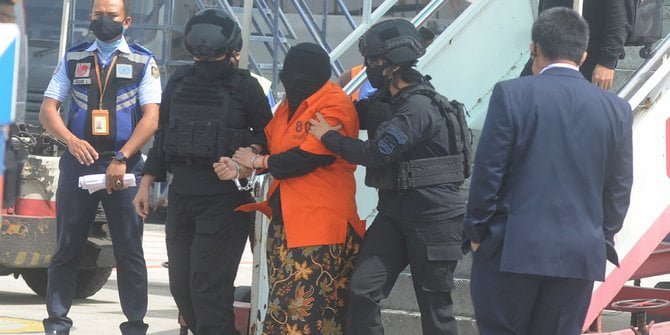 Lagi Densus 88 Tangkap Seorang Ibu Muda Terduga Teroris di Sukabumi