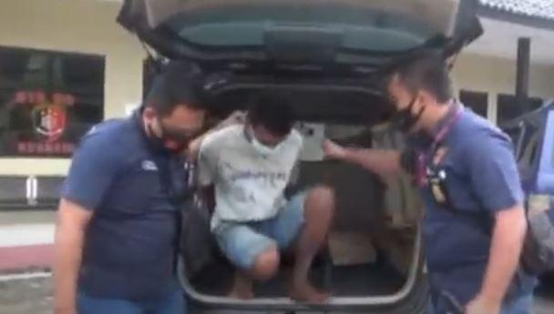 Pria Pembakar Bendera Merah Putih yang Sempat Viral Ditangkap