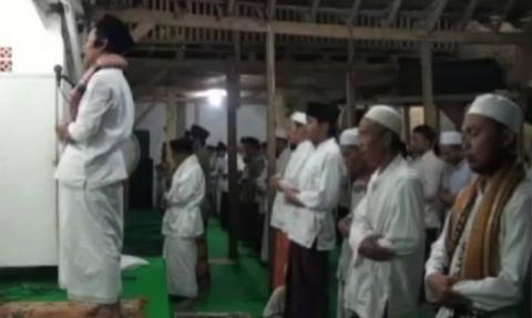 Viral Salat Tarawih Kilat, Kemenag Sholat Bukan Tradisi