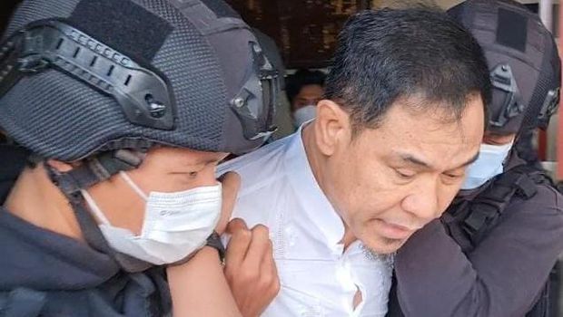 Densus 88 Polri Dalami Dugaan Keterlibatan Munarman di Jaringan Teroris