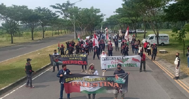 Kecam Agresi Israel, Massa Buruh Gelar unjuk rasa ke Konjen AS di Surabaya