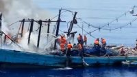 TNI AL berhasil Selamatkan 27 ABK KM Sinar Mas yang Alami Kebakaran di laut Natuna