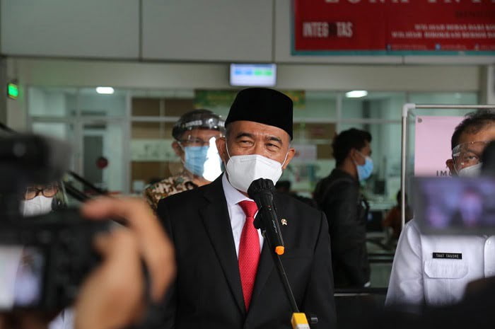 Bandung Siaga 1, Menko PMK Muhadjir Minta Warga Perketat Prokes