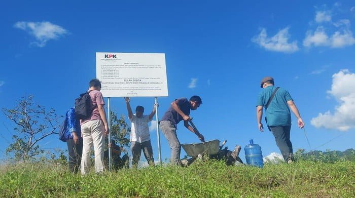KPK Pasang Plang Sita 6 Aset Tanah Milik Nurdin Abdullah