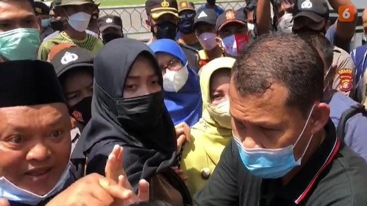 Wabup Berau Marah ke Warga Pendemo Tolak Pembangunan Pabrik Kelapa Sawit