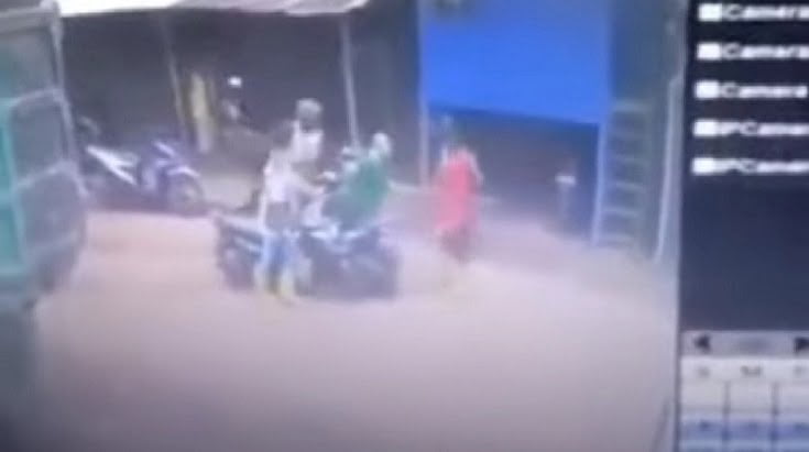 Gegara Saling Ejek Pria di Cikarang Dibacok Rekan Kerja