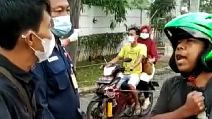Seorang Pekerja Tolak Pakai Masker Karena Tak Percaya Covid, Ditangkap