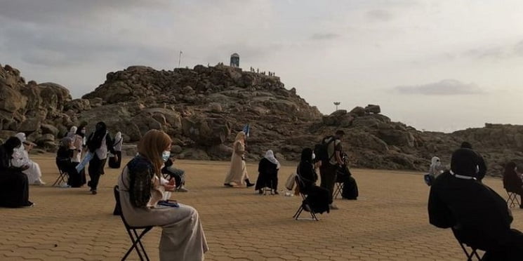 Biaya Umrah Jadi Rp 60 Juta, Ada 'Kebijakan Tak Masuk Akal' dari Arab Saudi