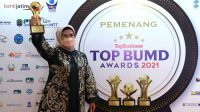 Bupati dan BPR Serang Raih Top BUMD Award 2021