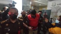Kejati Jabar Tahan Mantan Pejabat Anak Perusahaan PT POS Diduga Korupsi Rp52 Miliar