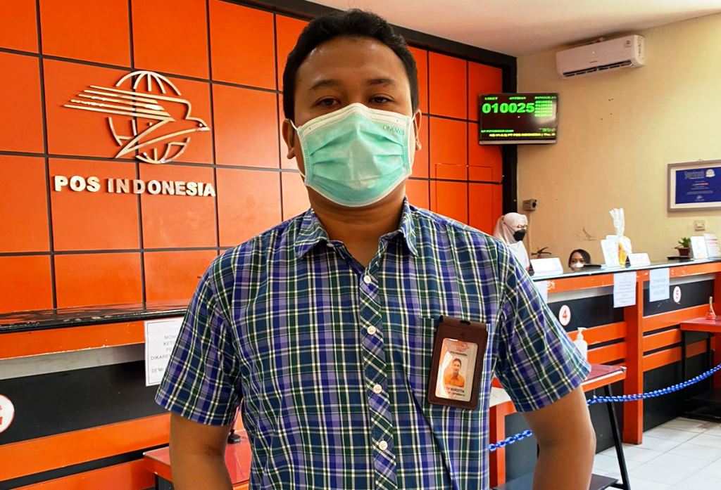 Kepala Kantor Pos Ponorogo Dedy Nurditya