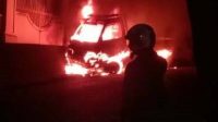 Mobil Carry Pickup Angkut BBM Ludes Terbakar di Jalan Raya