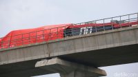 Tabrakan Uji Coba LRT Cibubur, Dirut INKA Minta Maaf ke Luhut hingga Erick Thohir