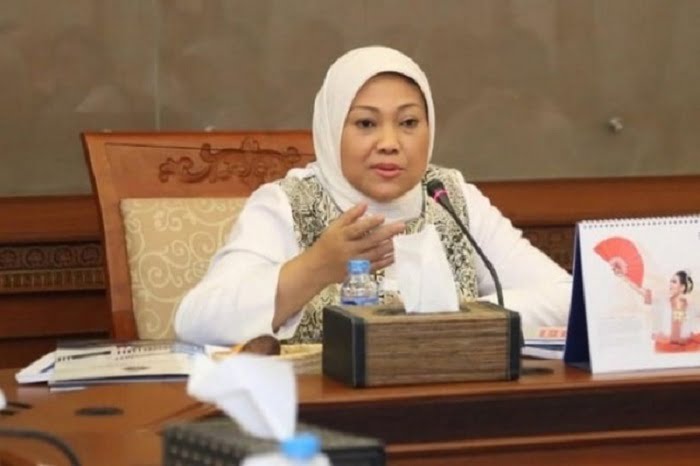 Menteri Ida Fauziyah Sebut Kenaikan Upah Minimum Rata-rata 1,09%