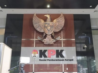 Azis Syamsuddin Bantah Edy Sujarwo Jadi Anak Buahnya, Tuding Surat Bukti dari KPK Ilegal