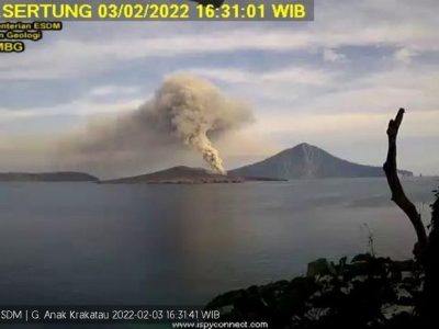 Gunung Anak Krakatau Meletus, Begini Instruksi Kemenhub Untuk Operator Kapal