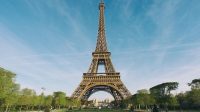 Aneh, Menara Eiffel Bertambah Tinggi Enam Meter