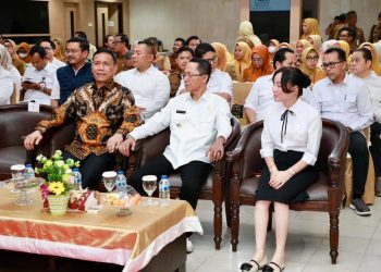 Walikota dan Wakil Walikota Batam, Amsakar Achmad dan Li Claudia Chandra, menghadiri Rakor Pencegahan Korupsi bersama KPK RI di Kantor Wali Kota Batam, Selasa (7/4/2026). Foto : Humas Diskominfo Batam