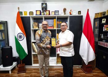 Kunjungan kerja Deputi Bidang Investasi BP Batam, Fary Djemy Francis (kanan), kepada Konsul Jenderal India di Medan, Ravi Shankar Goel, Jumat (8/5/2026).