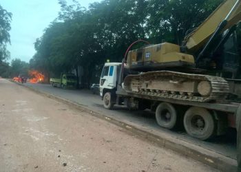 Badan Pengusahaan (BP) Batam terus mengakselerasi penanganan infrastruktur dengan merespons cepat keluhan warga terkait jalan rusak. Salah satu buktinya, terlihat pada perbaikan ruas Jalan Yos Sudarso, tepatnya diatas Underpass Pelita atau Terowongan Pelita. (Ft:Ist)