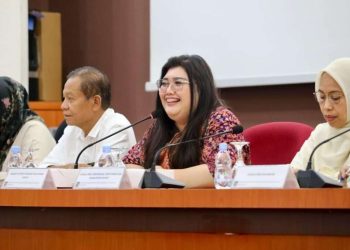 18 Anggota/Deputi Bidang Pelayanan Umum BP Batam, Ariastuty Sirait menerima kunjungan akademik dari Universitas Batam (UNIBA), Kamis (25/6/2026), di Conference Room IT Center BP Batam. (Foto:Ist)