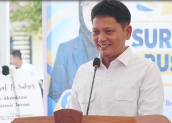 Wakil Bupati Kepulauan Anambas, Raja Bayu Febri Gunadian, S.E menghadiri sekaligus membuka pelaksanaan kegiatan Survei Re-Akreditasi Puskesmas Tarempa. Bertempat di Halaman Puskesmas Tarempa, Kelurahan Tarempa - Kecamatan Siantan
